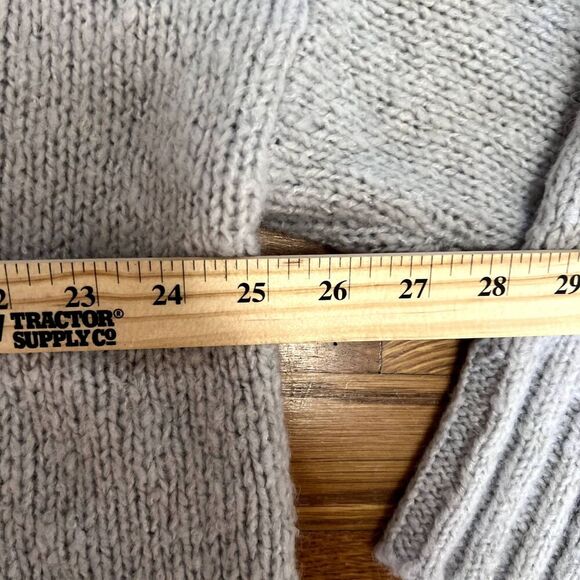 Aerie Gray Crew Neck Sweater - Picture 3 of 4